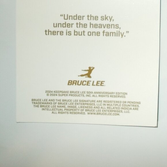 2024 Bruce Lee Keepsake 50th Anniversary Kaleidoscope GREEN PARALLEL /150 Karate - Picture 6 of 6